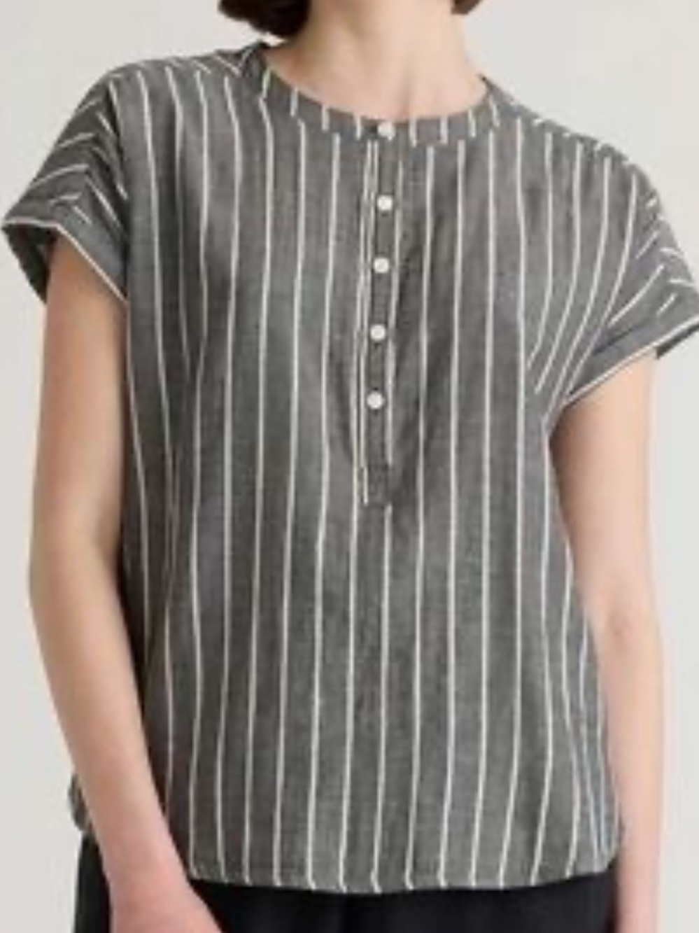 Quince Grey And White Button Up Organic Cotton Women’s Blouse